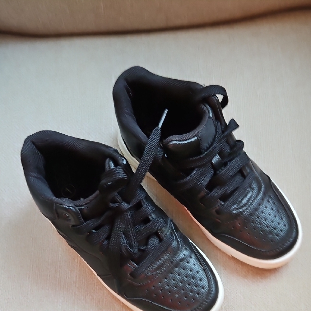 Kids Black Mid Top Sneakers
